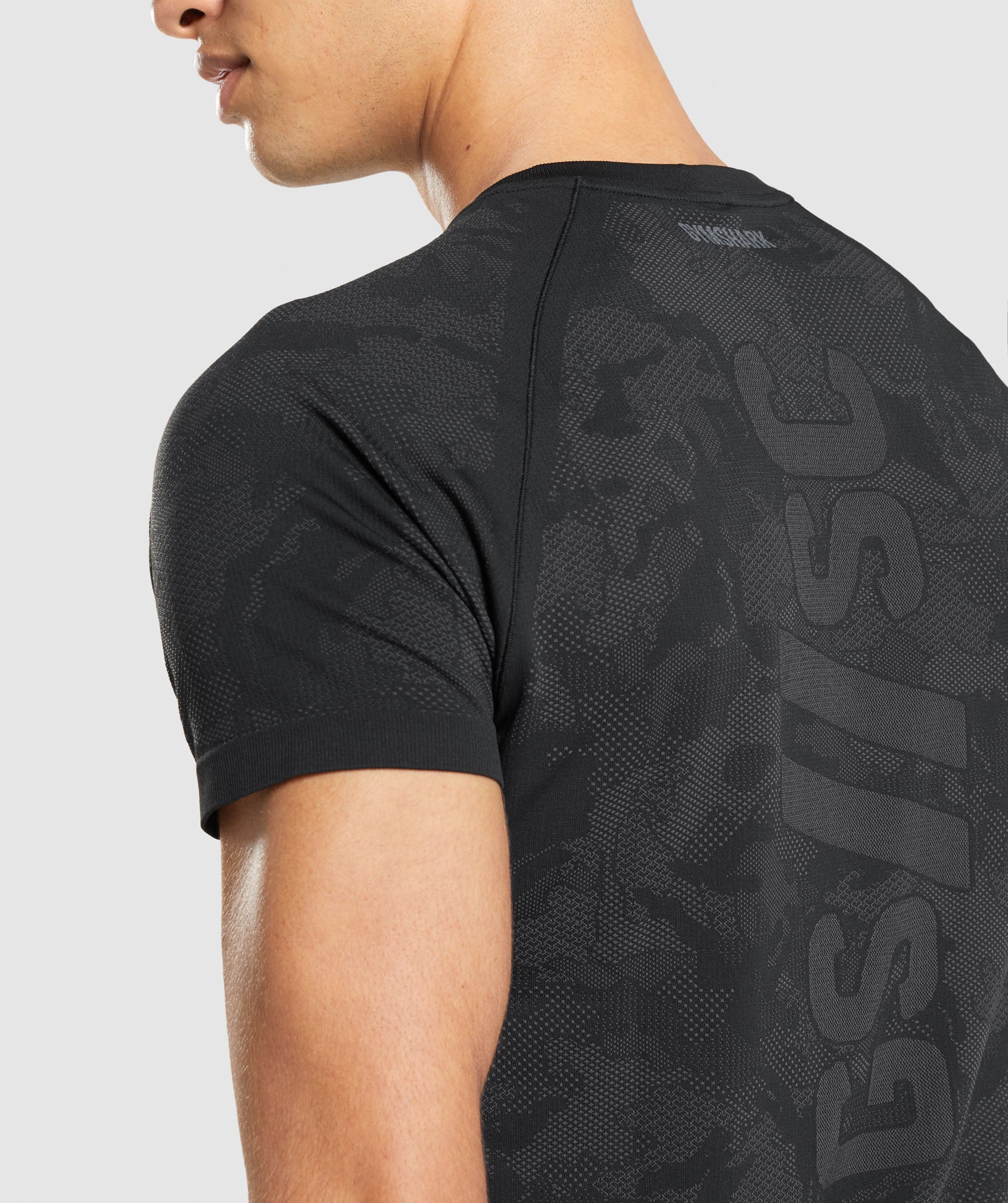 Gymshark//Steve Cook Seamless T-Shirt in Black/Graphite Grey