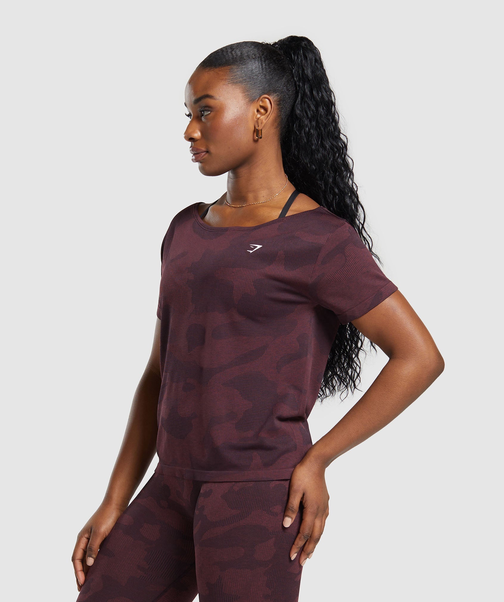 Adapt Camo Seamless T-Shirt in Plum Brown/Burgundy Brown - view 3