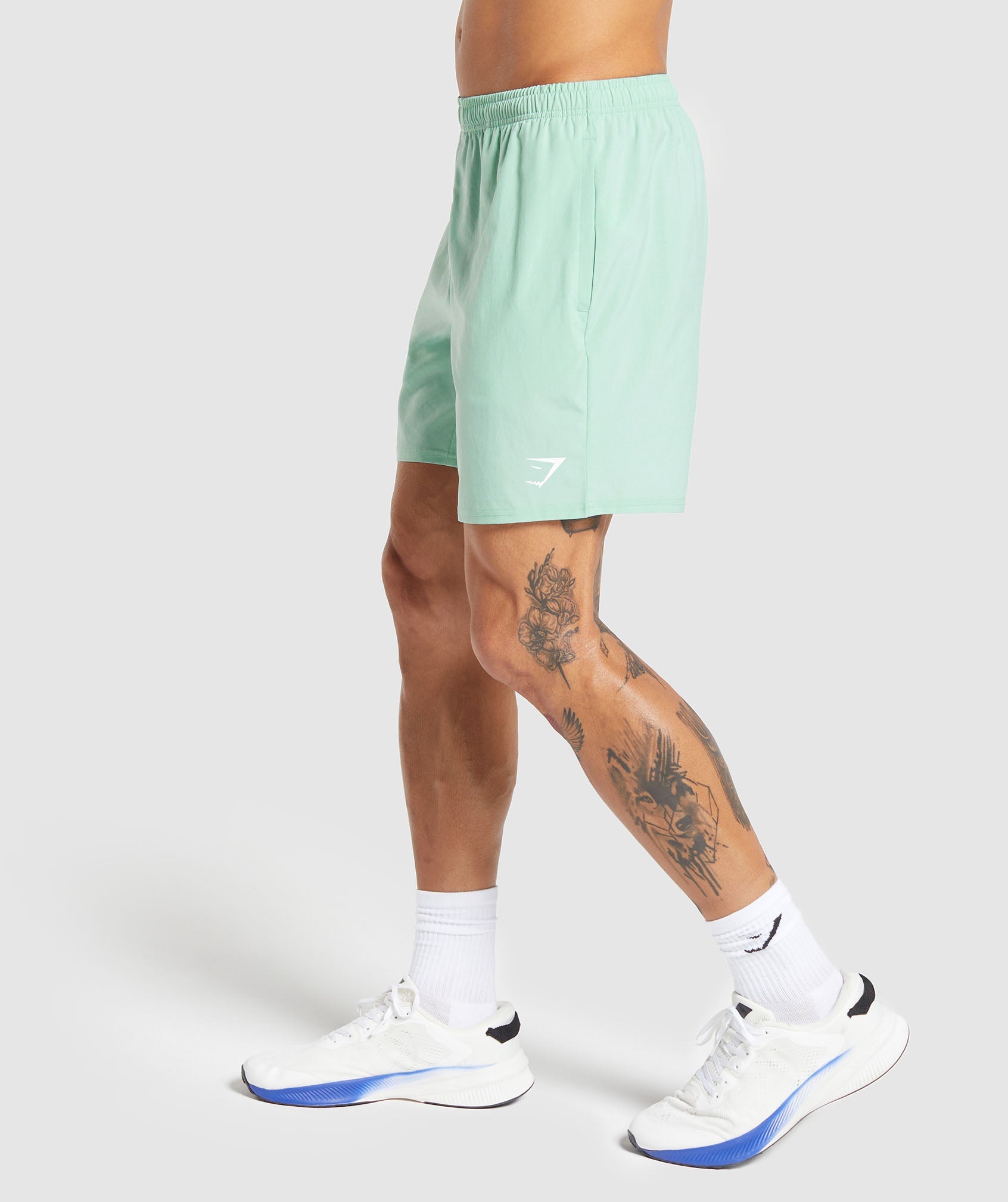 Arrival 7" Shorts in Lido Green - view 3