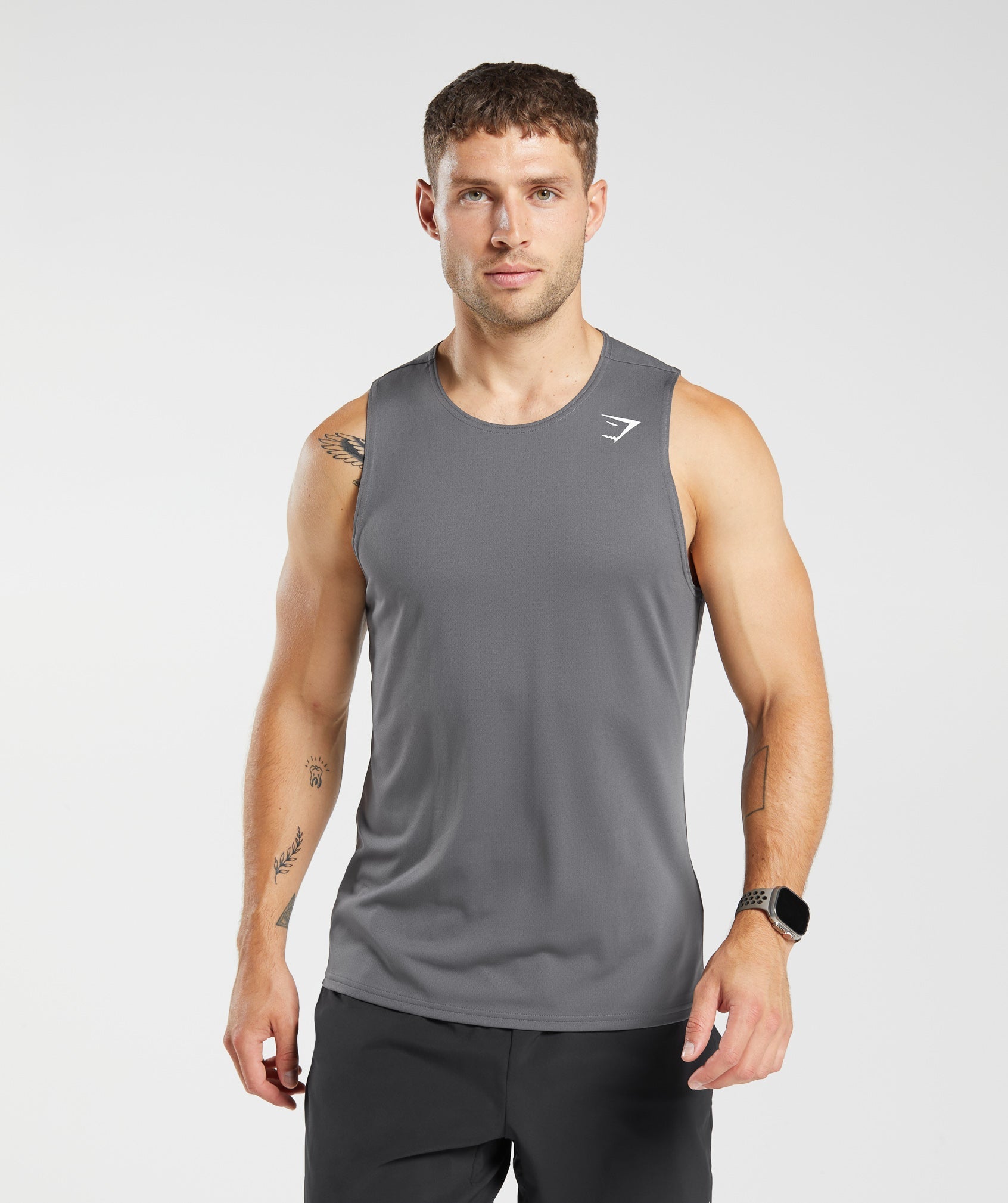 Arrival Tank in Dark Grey ist nicht auf Lager