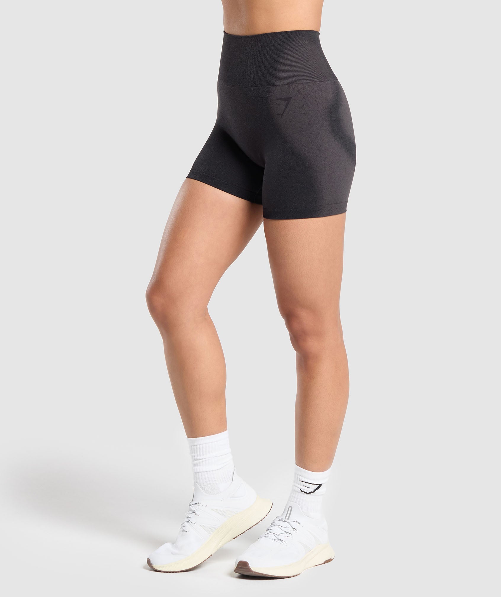 Blur Seamless Shorts in Black/Asphalt Grey - view 3