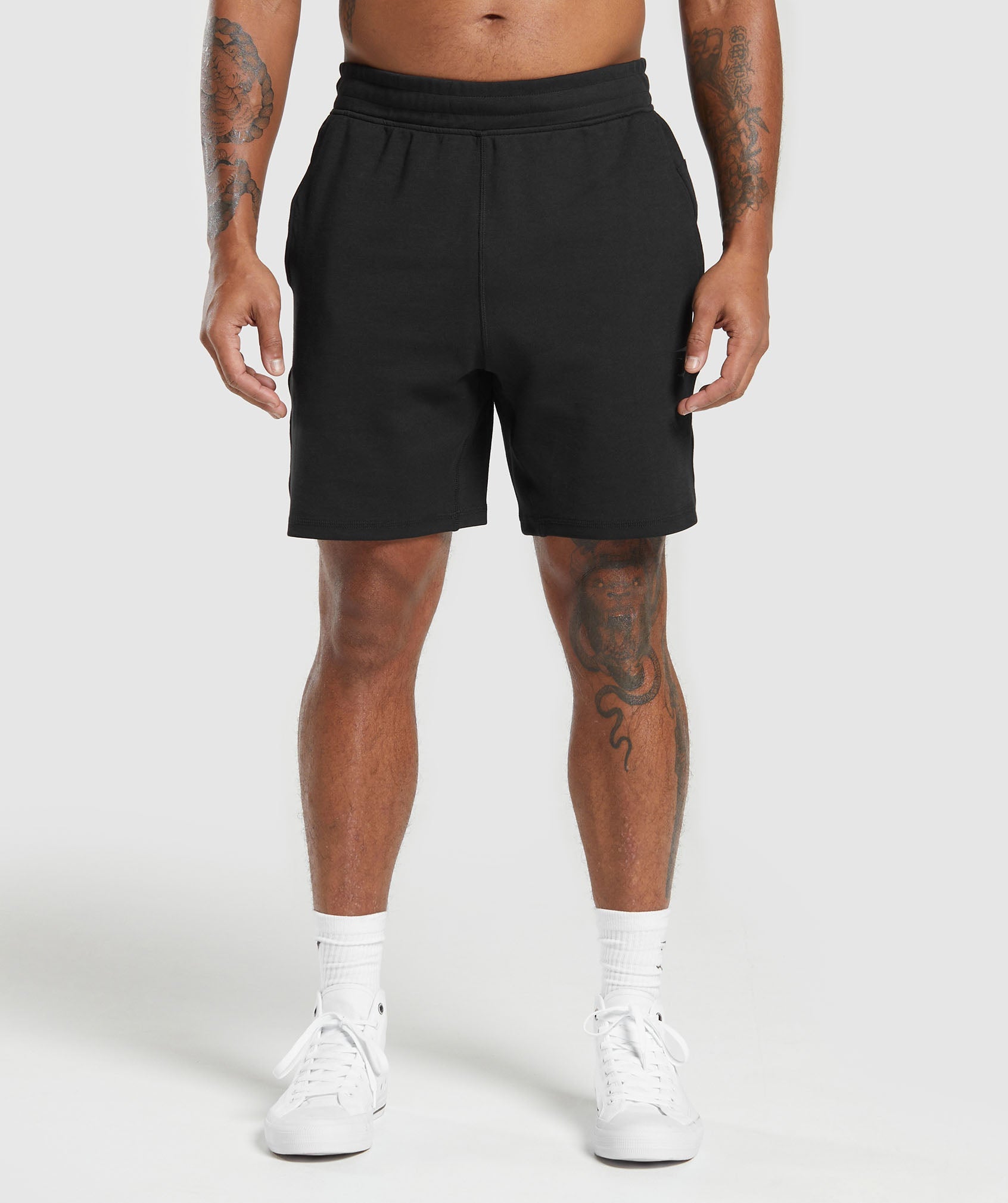 Bold 7" Shorts in Black - view 3