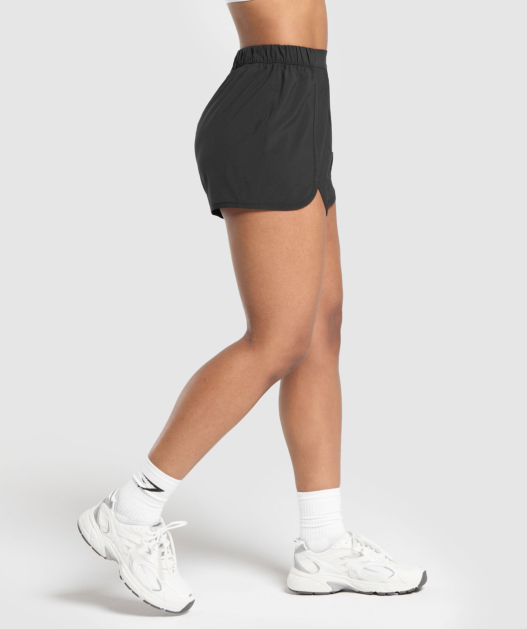 Scallop Hem Shaped Shorts in Black - view 3