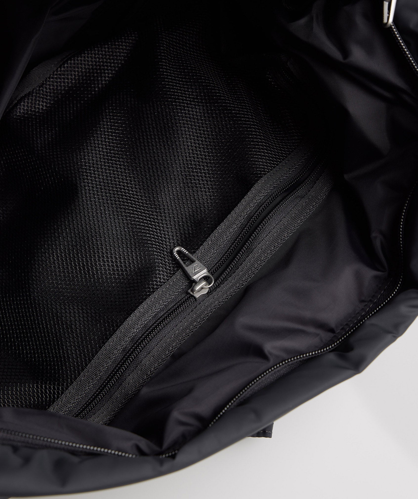 Premium Lifestyle Barrel Bag in Onyx Grey - view 5