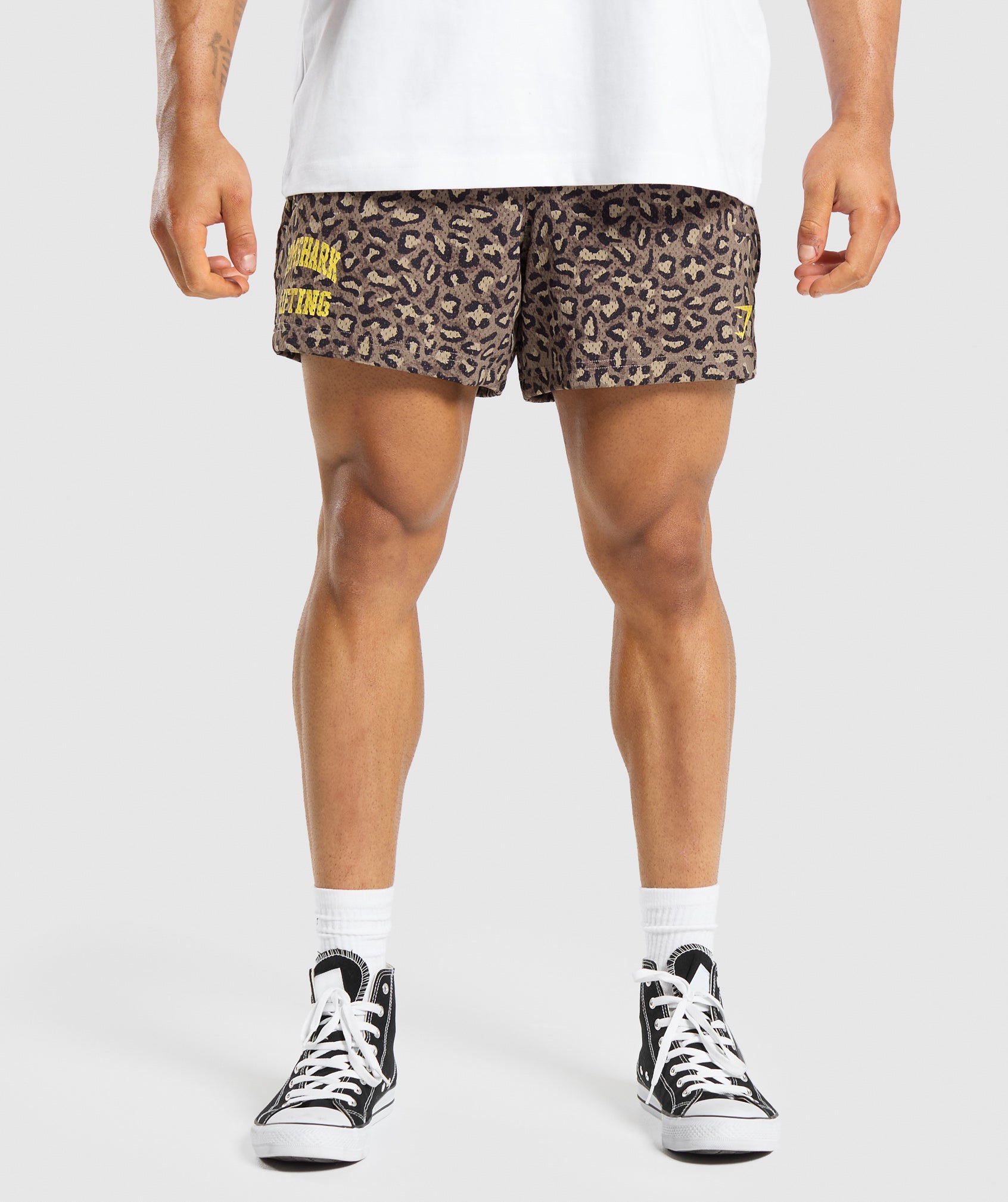 Printed Lifting Mesh 5" Shorts in Cement Brown