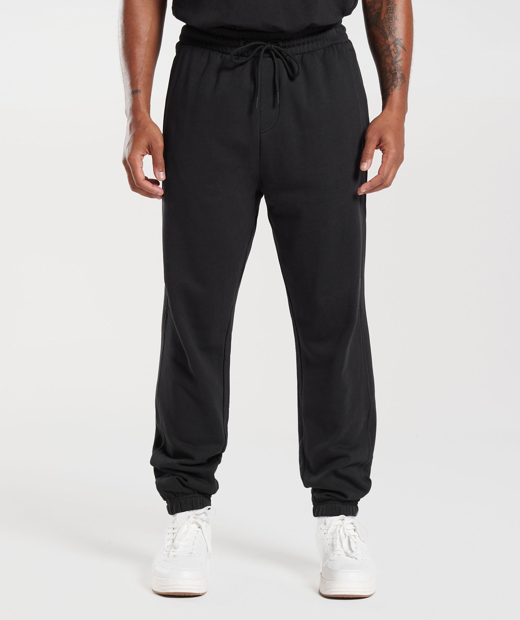 Rest Day Essentials Joggers in Black