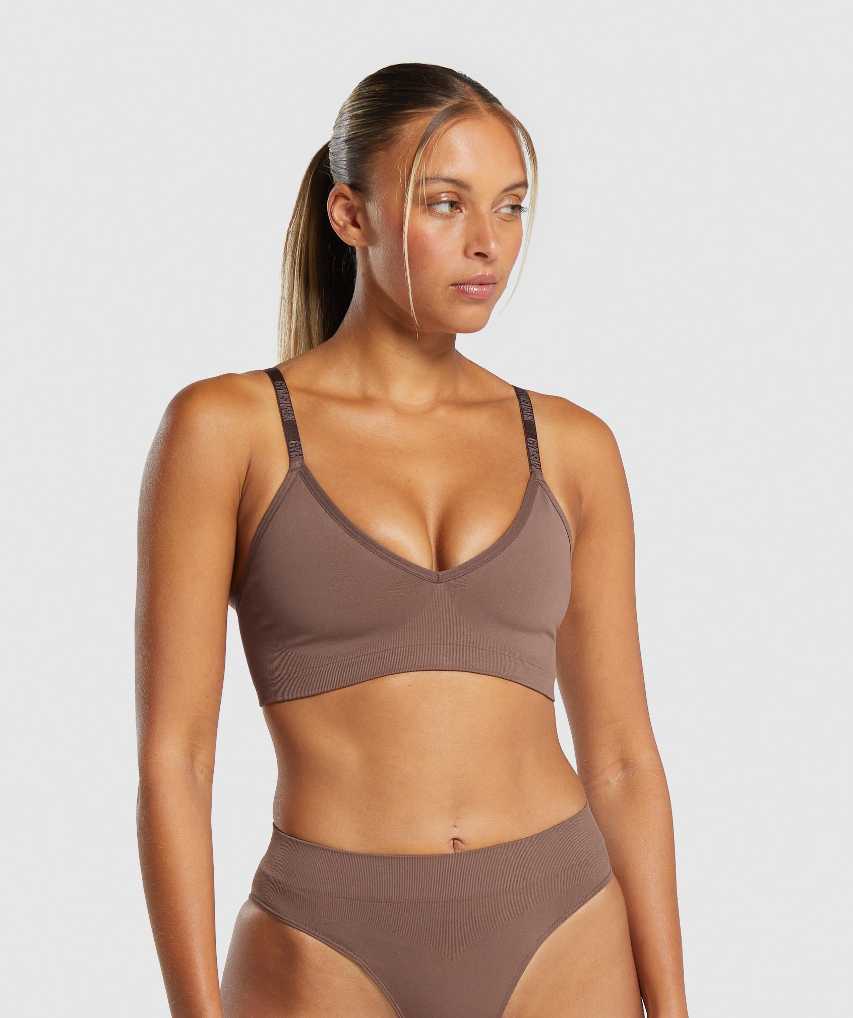 Seamless V Neck Bralette in Soft Brown