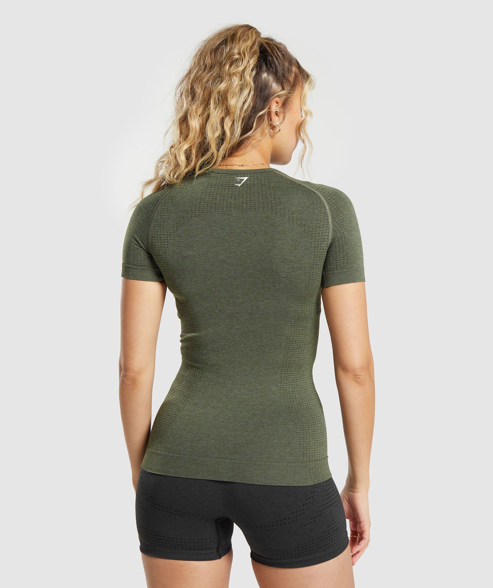 Vital Seamless T-Shirt in Base Green Marl - view 2