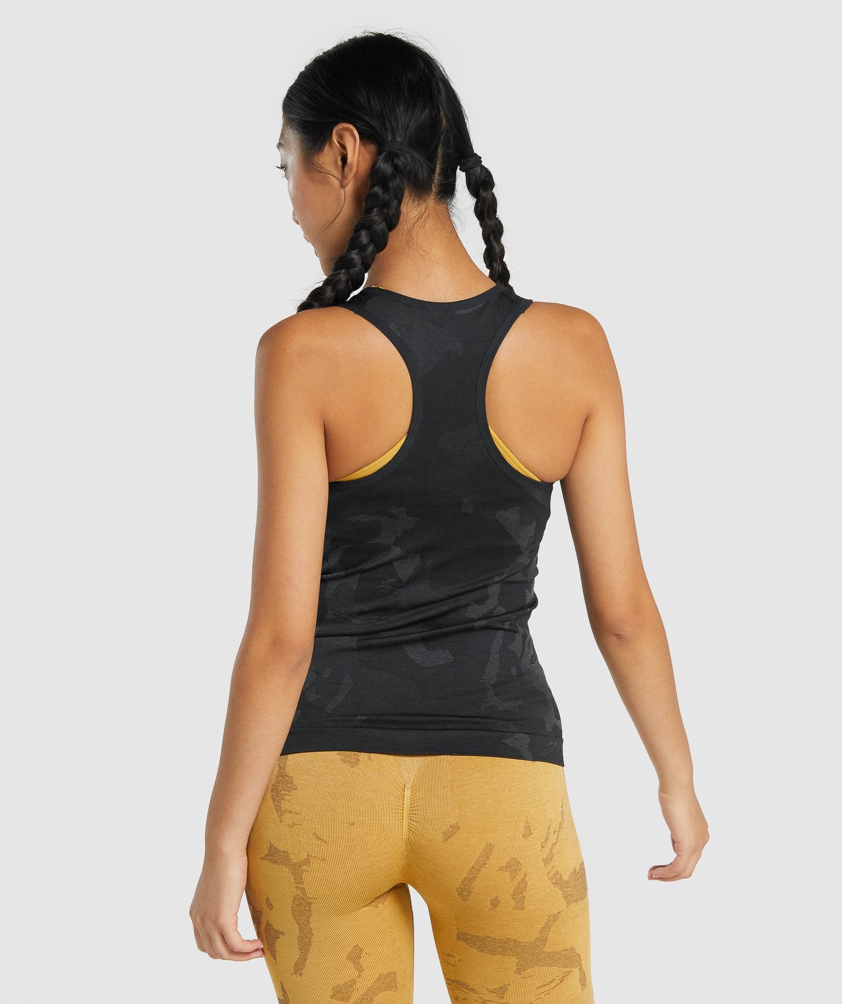 Adapt Camo Seamless Tank in Savanna | Black - view 3