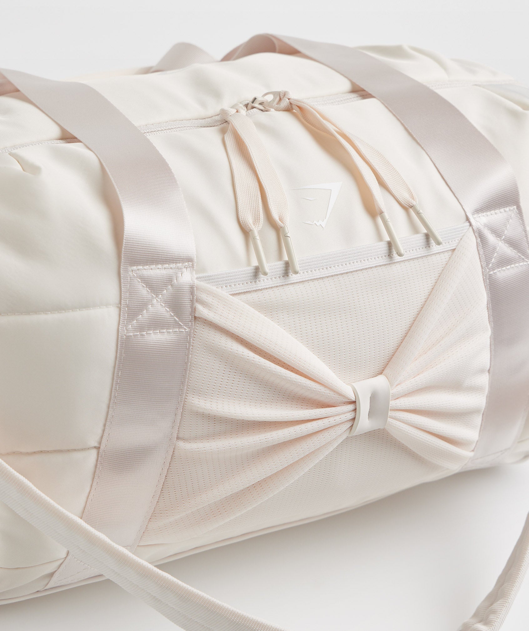 Studio Holdall in Coconut White - view 2