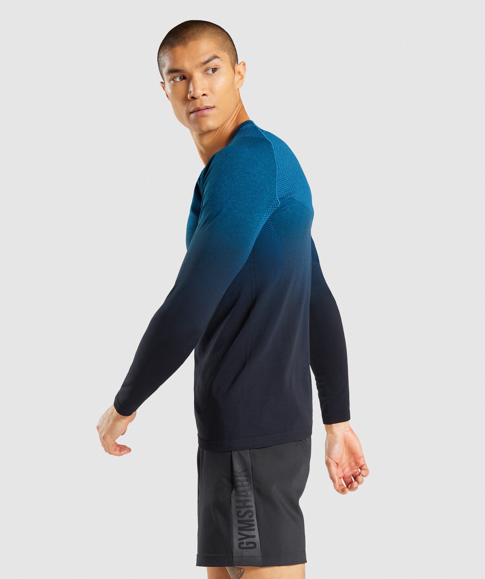 Vital Ombre Seamless Long Sleeve T-Shirt in Teal Marl/Black - view 3