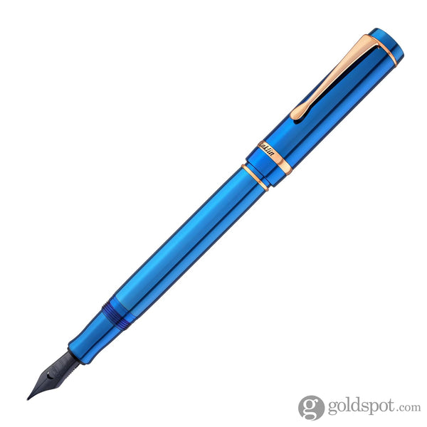 https://cdn.shopify.com/s/files/1/1693/8459/products/conklin-duragraph-metal-fountain-pen-in-blue-884_600x.jpg?v=1665412869