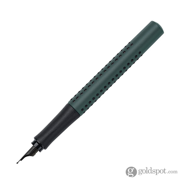 https://cdn.shopify.com/s/files/1/1693/8459/products/faber-castell-grip-fountain-pen-in-mistletoe-923_600x.jpg?v=1665693986