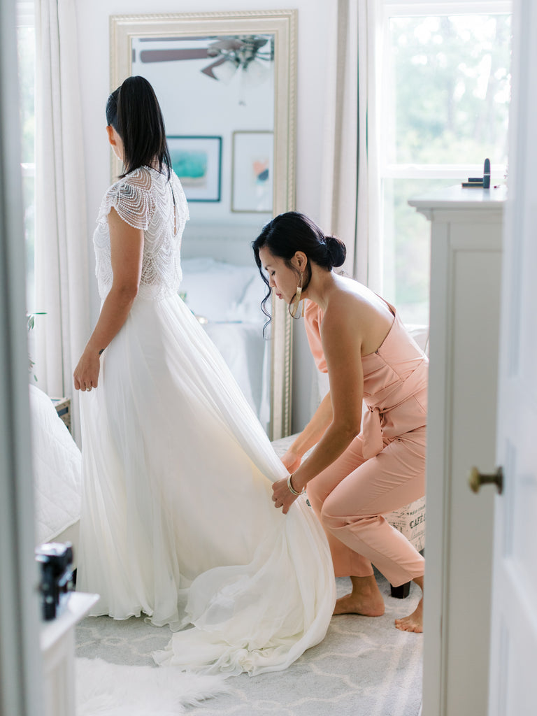 Chic, Sophisticated Suits Any Bride Can Rock Down The Aisle, PreOwned  Wedding Dresses