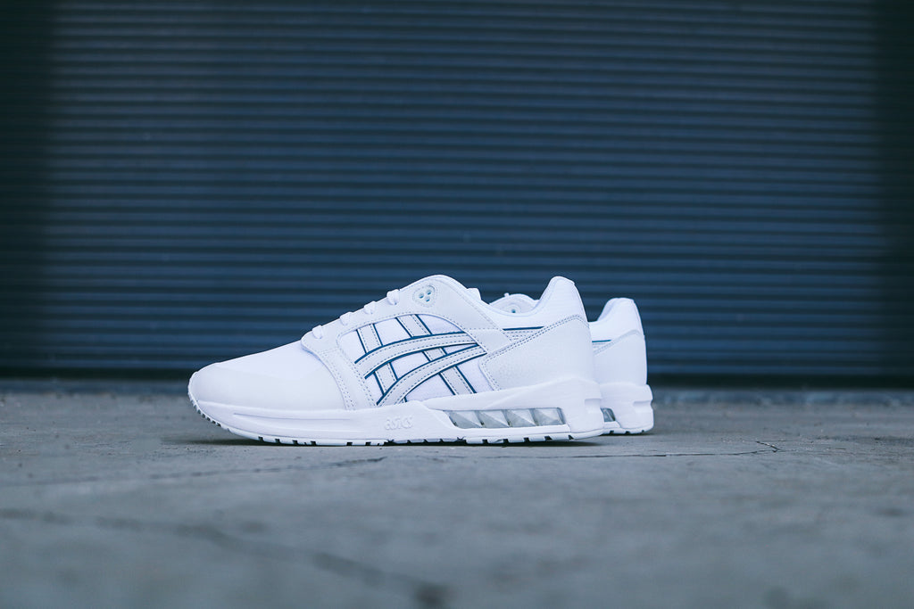 asics gel saga sou white