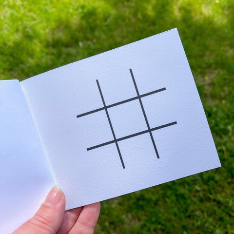 Travel tic tac toe game for kids