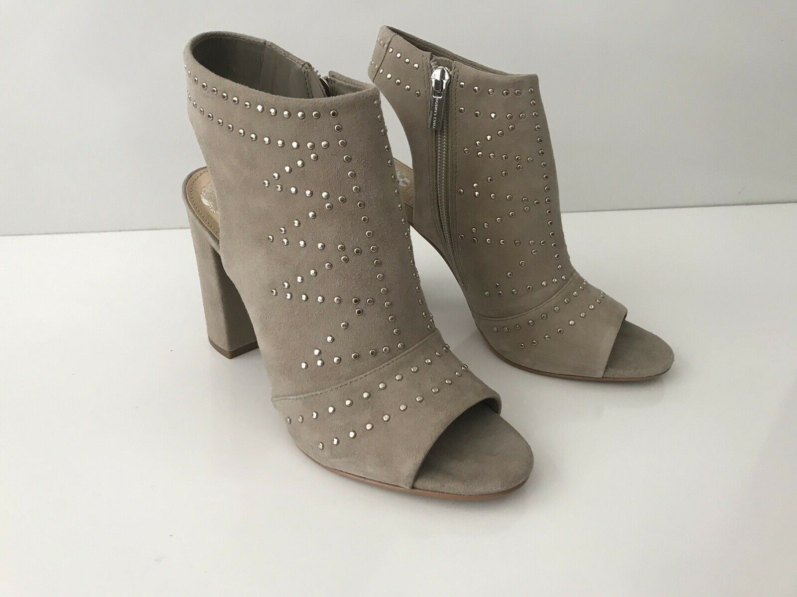 vince camuto open toe shoes