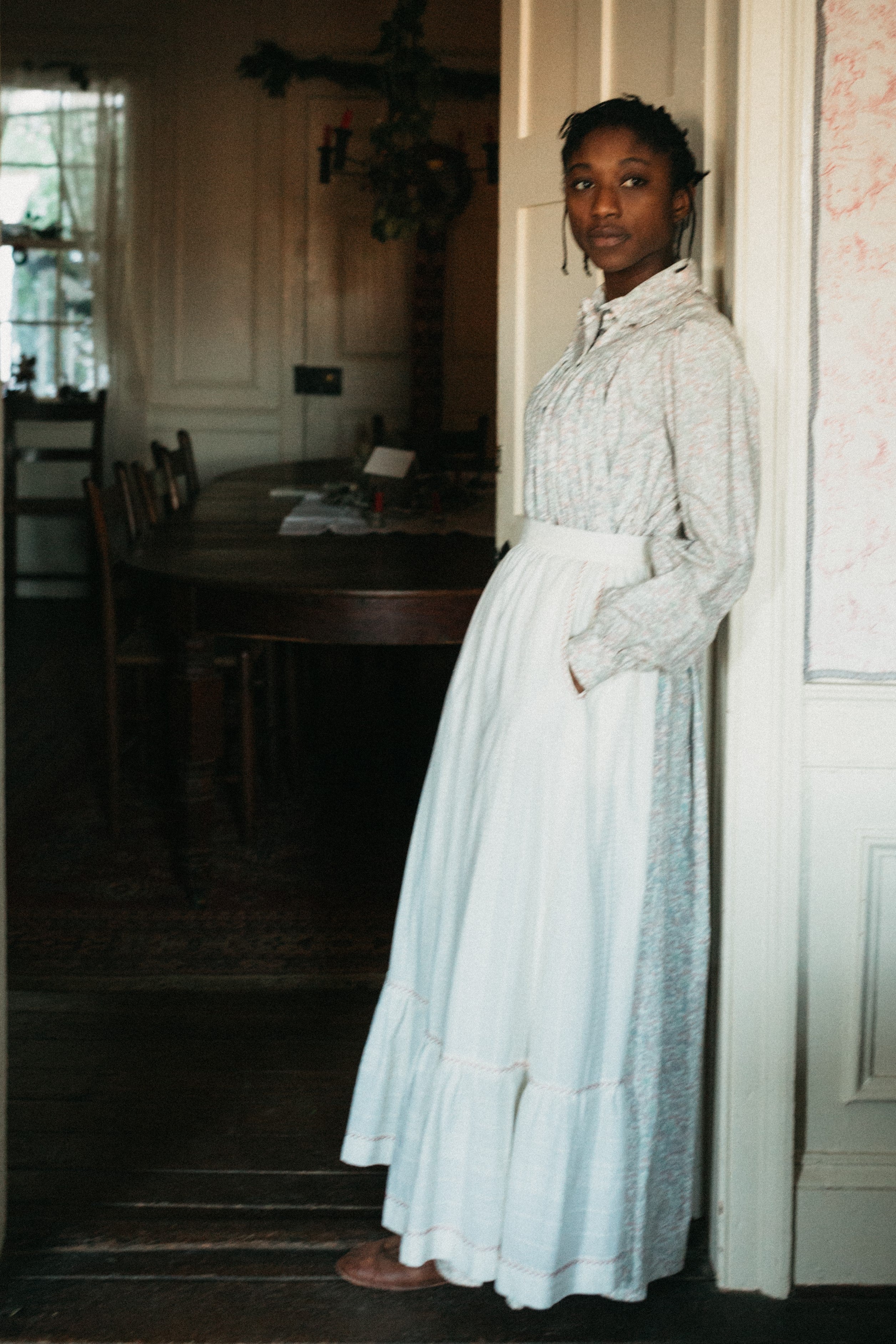 Prairie Girl American Pioneer Dress 19th Century Historical Child Costume XS-LG Prairie Girl American Pioneer Dress 19th Century Historical Child Costume XS-LG