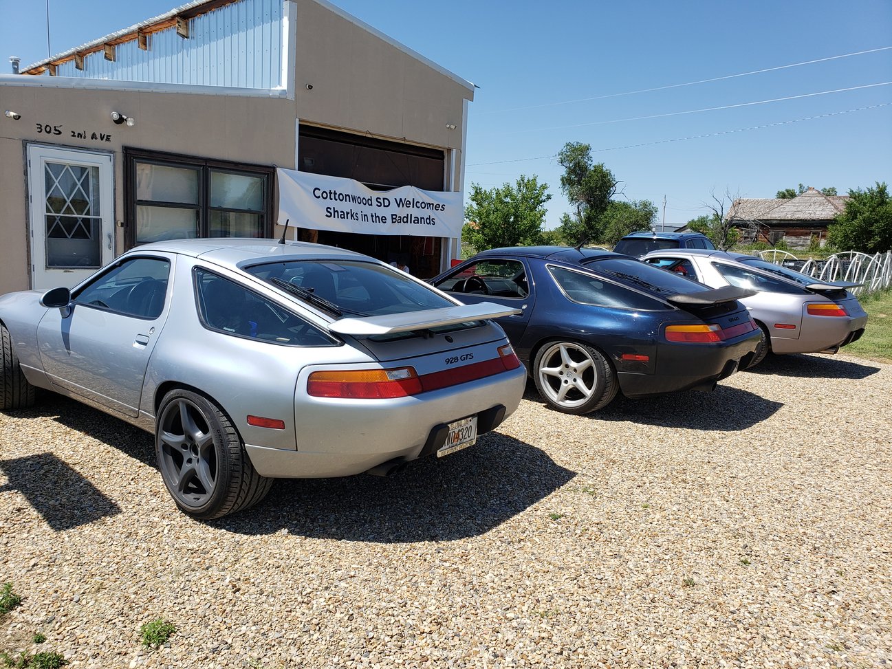 sharks in the badlands 928s event 928s parked