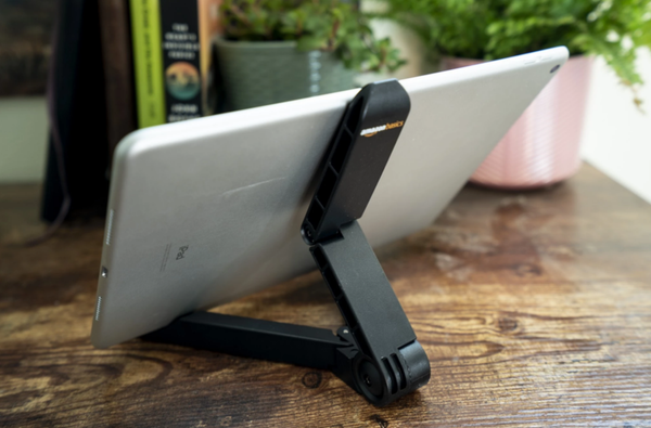 Adjustable Tablet Stand - Ergonomic Support for Long Art Sessions 