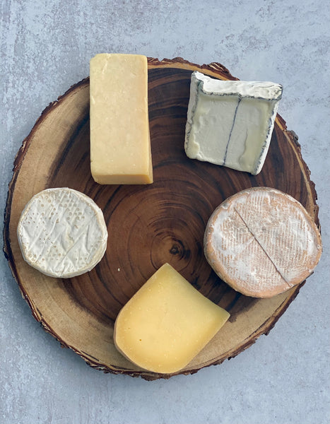 five cheese types for a cheese board