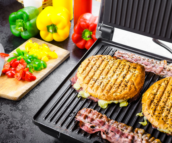 Lodge's Cast Iron Grill Press Will Help You make the Best Grilled Cheese  Ever