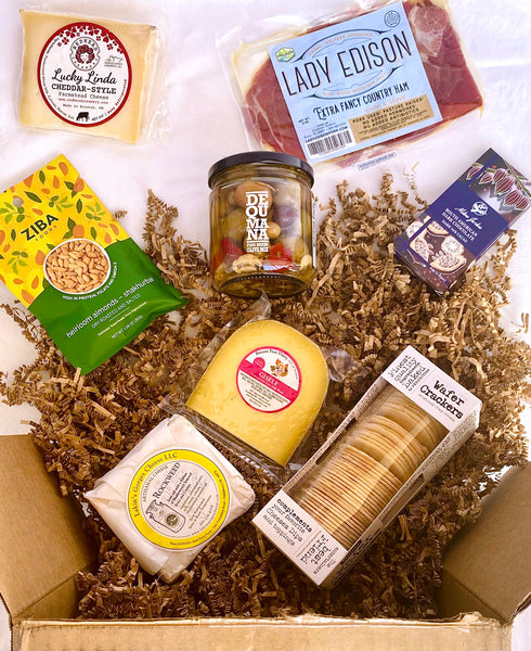 cheese and accompaniments gift box