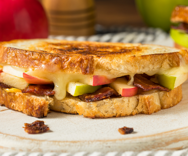 grilled cheese with sliced apple