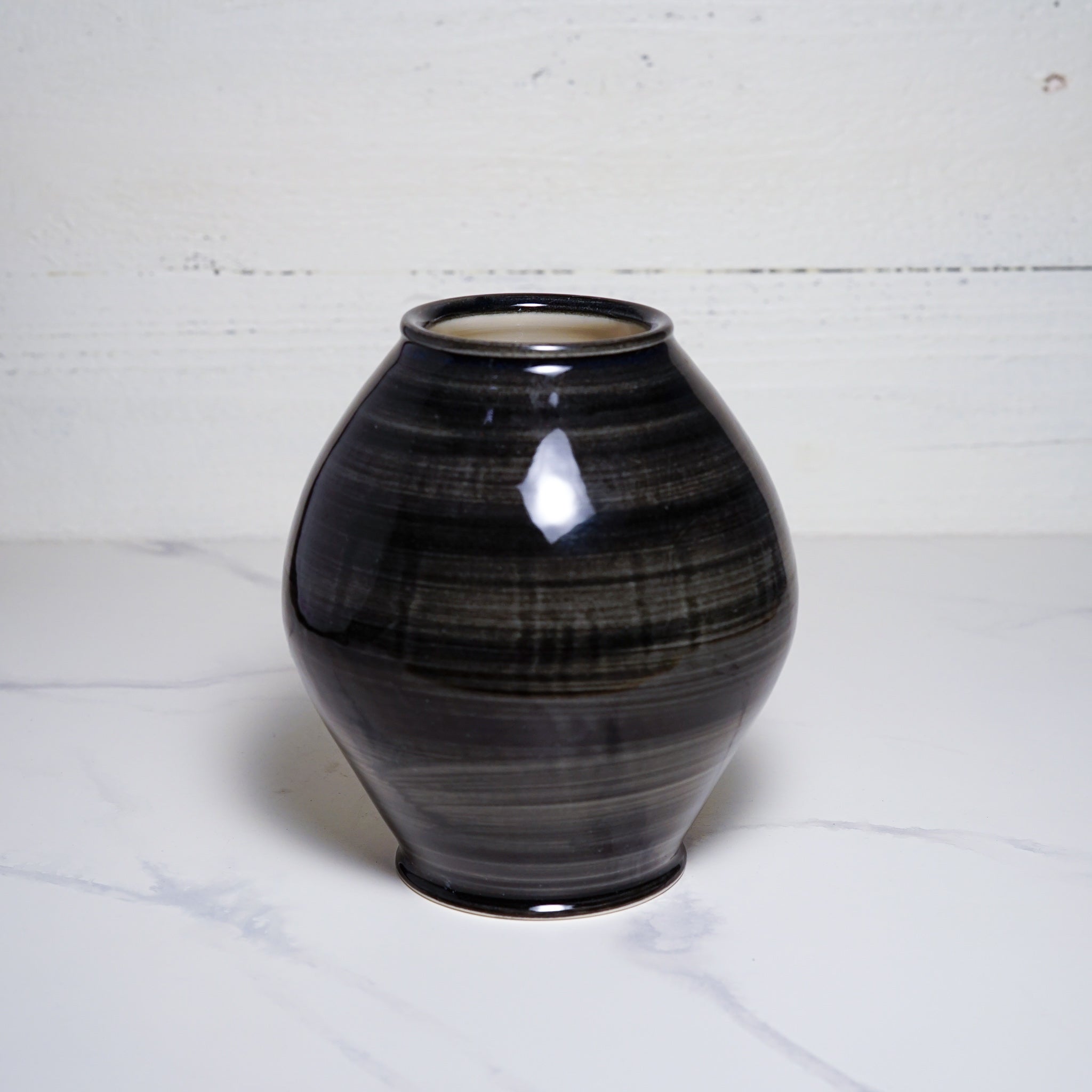 Hand-Thrown Vase-2021-006