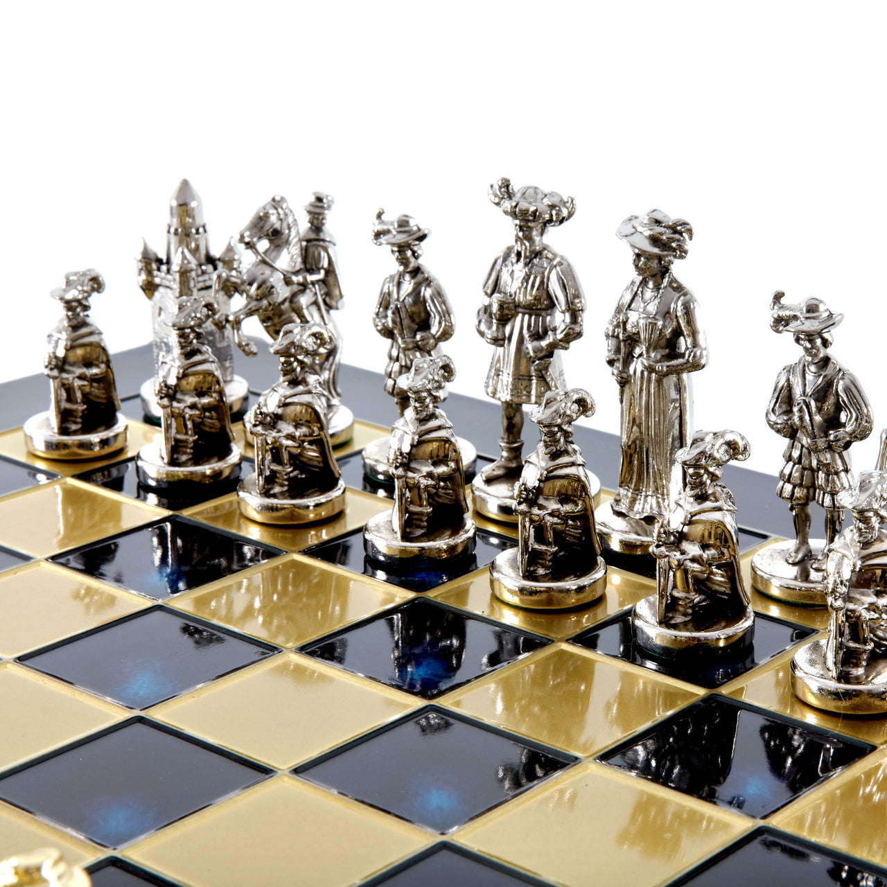 Medieval Knights Chess Set With Goldsilver Chessmen And Bronze Chessb