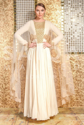 model-wearing-long-dress-abaya