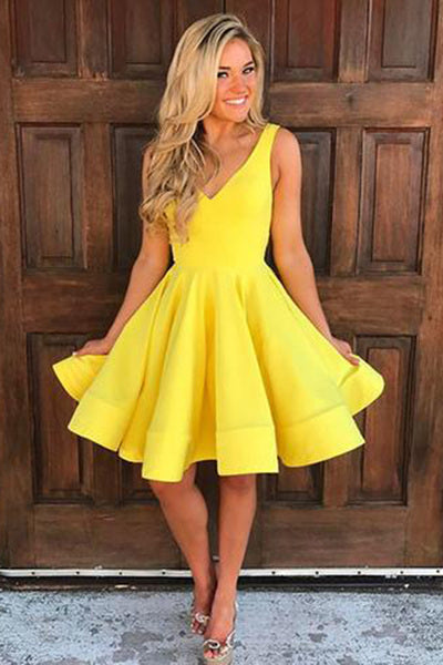 Simple Strapless Short Prom Dress Yellow Homecoming Dress with