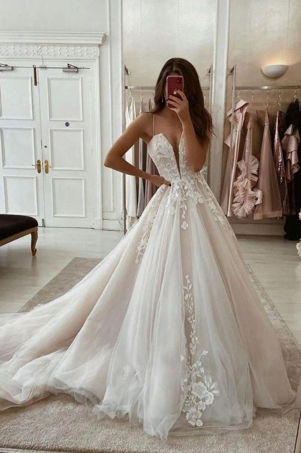 Charming A Line V Neck Tulle Wedding Dresses with Appliques – Ombreprom