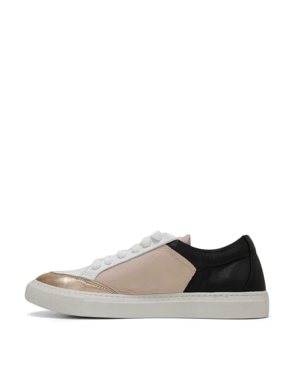 Bueno Selby Sneaker in Cameo Multi