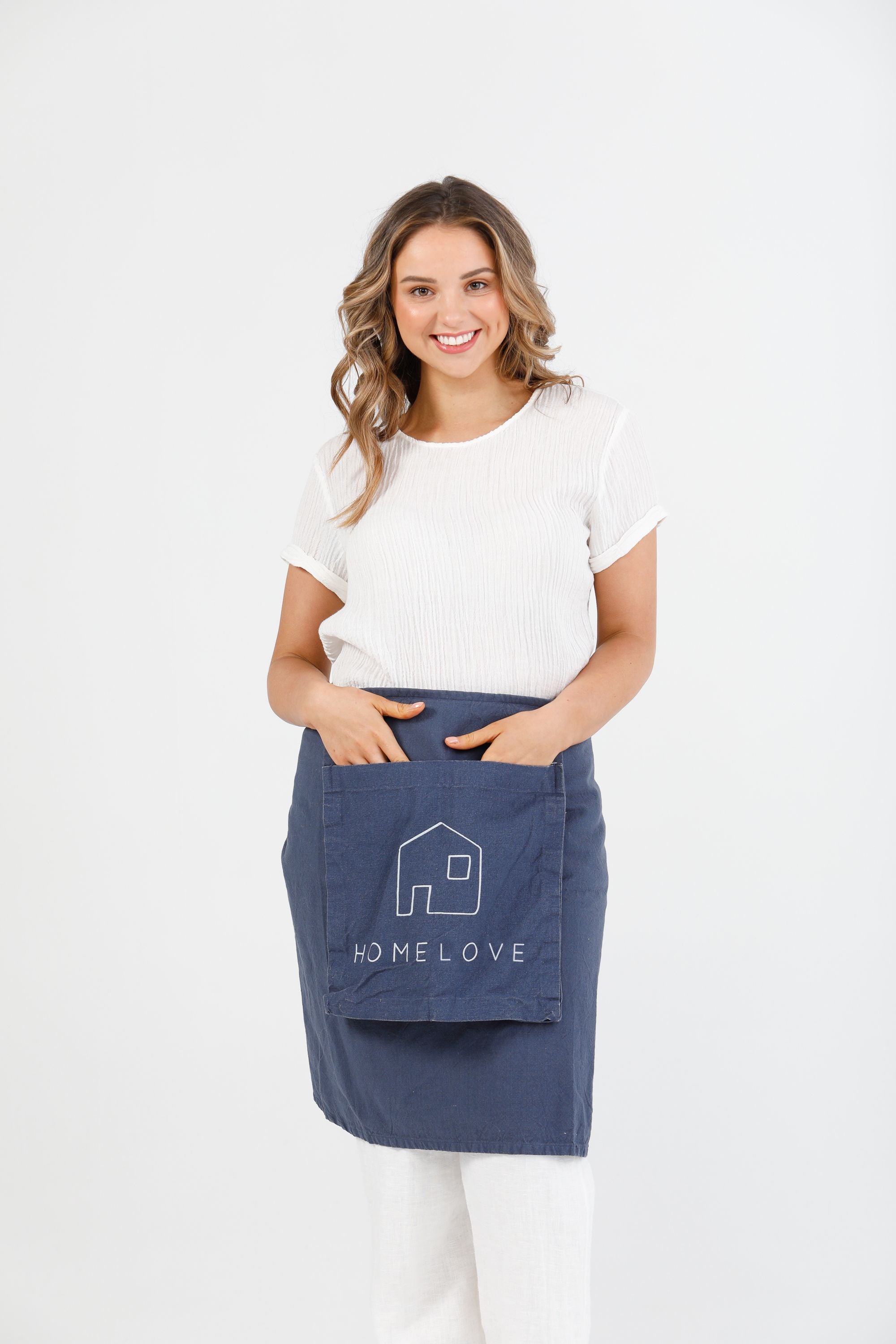 Maison Apron with Homelove Logo in Navy