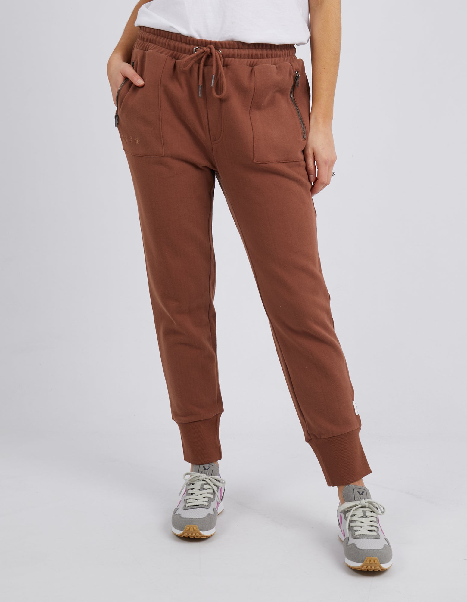 Cosy Trackpant in Chocolate