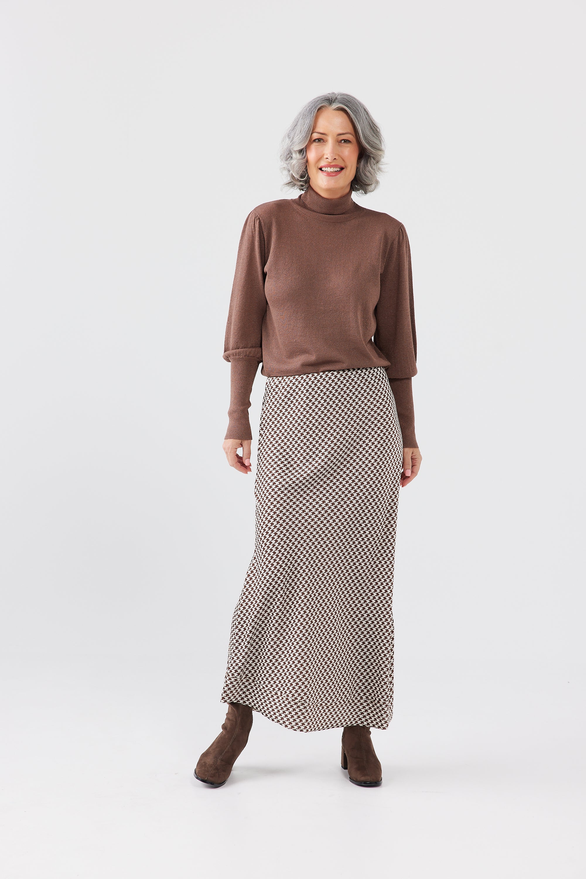 Carrington Skirt in Chocolate Houndstooth