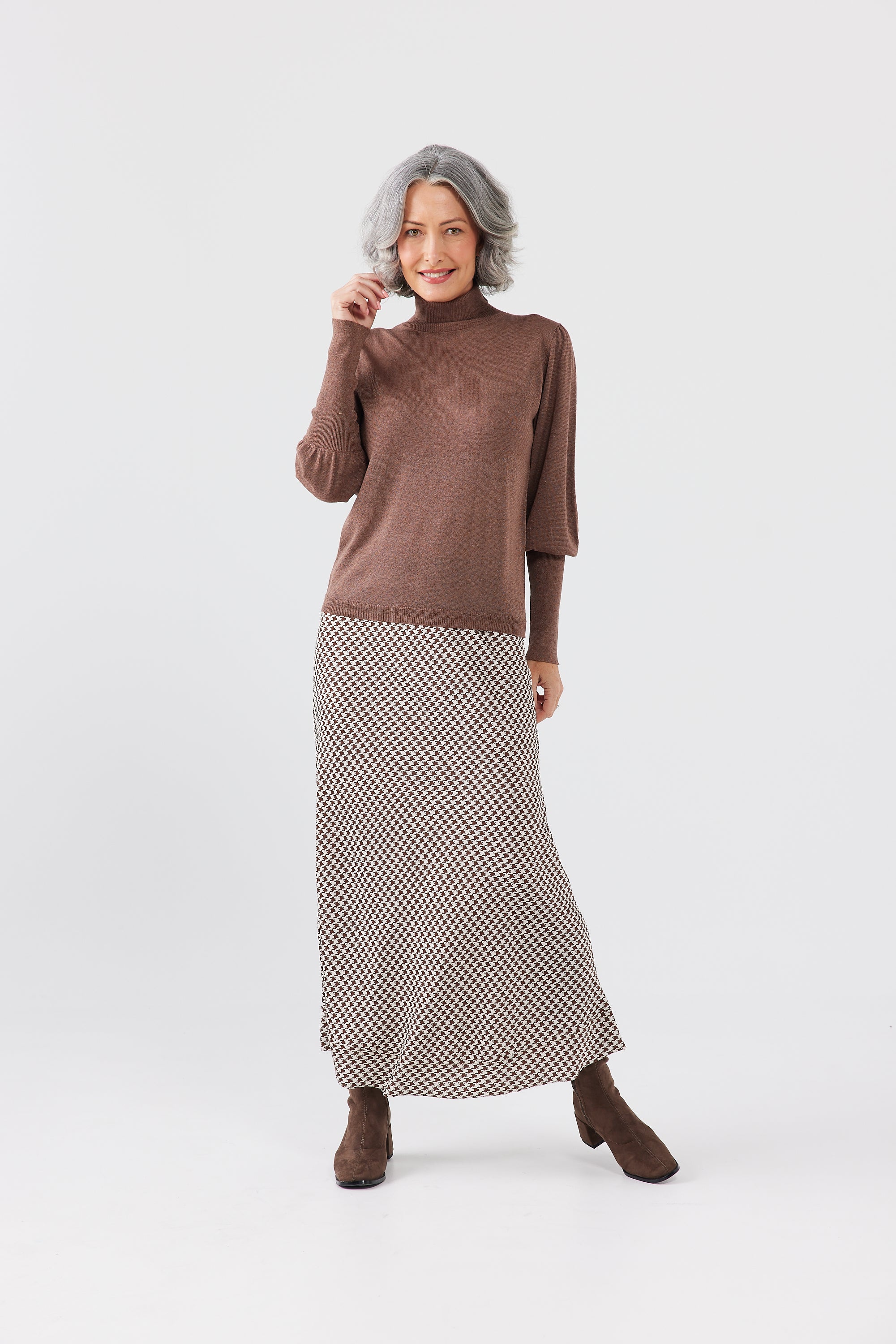 Carrington Skirt in Chocolate Houndstooth