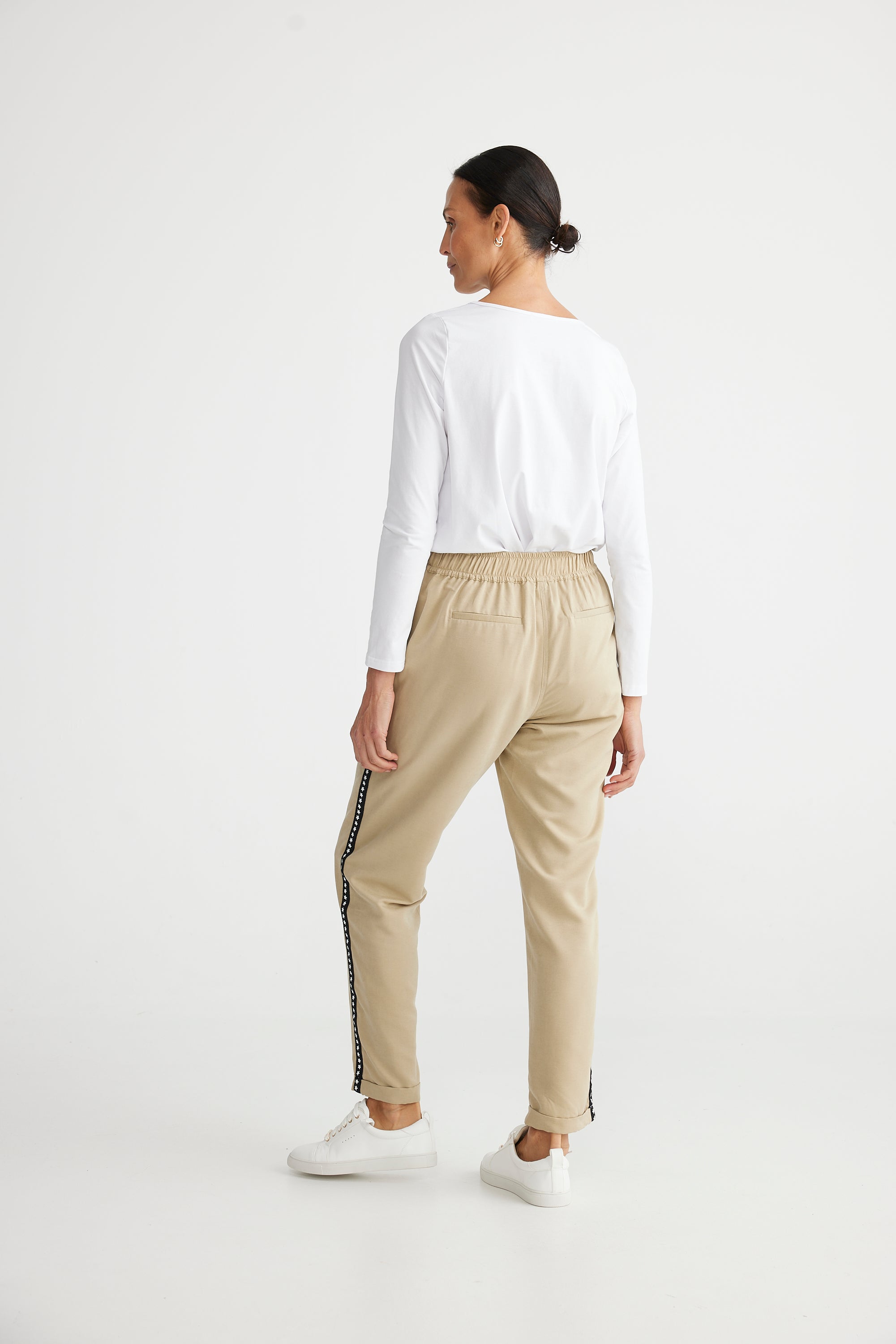 Miles Away Star Pant in Taupe