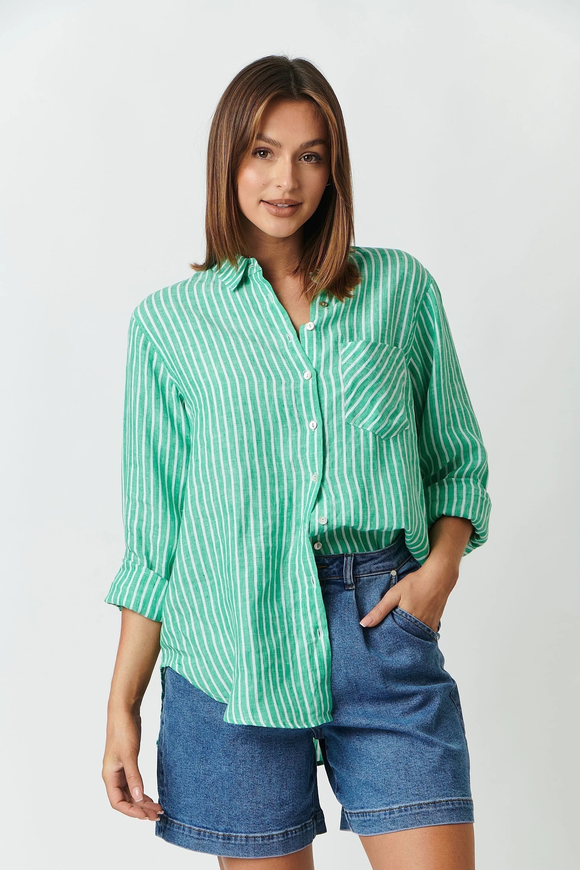 Linen Boyfriend Shirt in Green Stripe