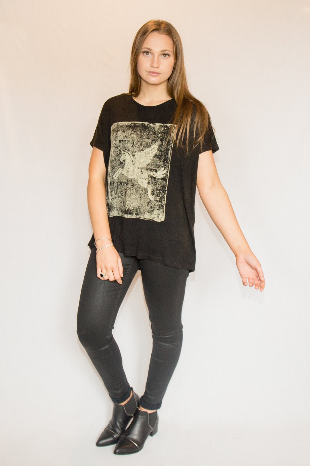 Cavallo Tee Shirt in Black