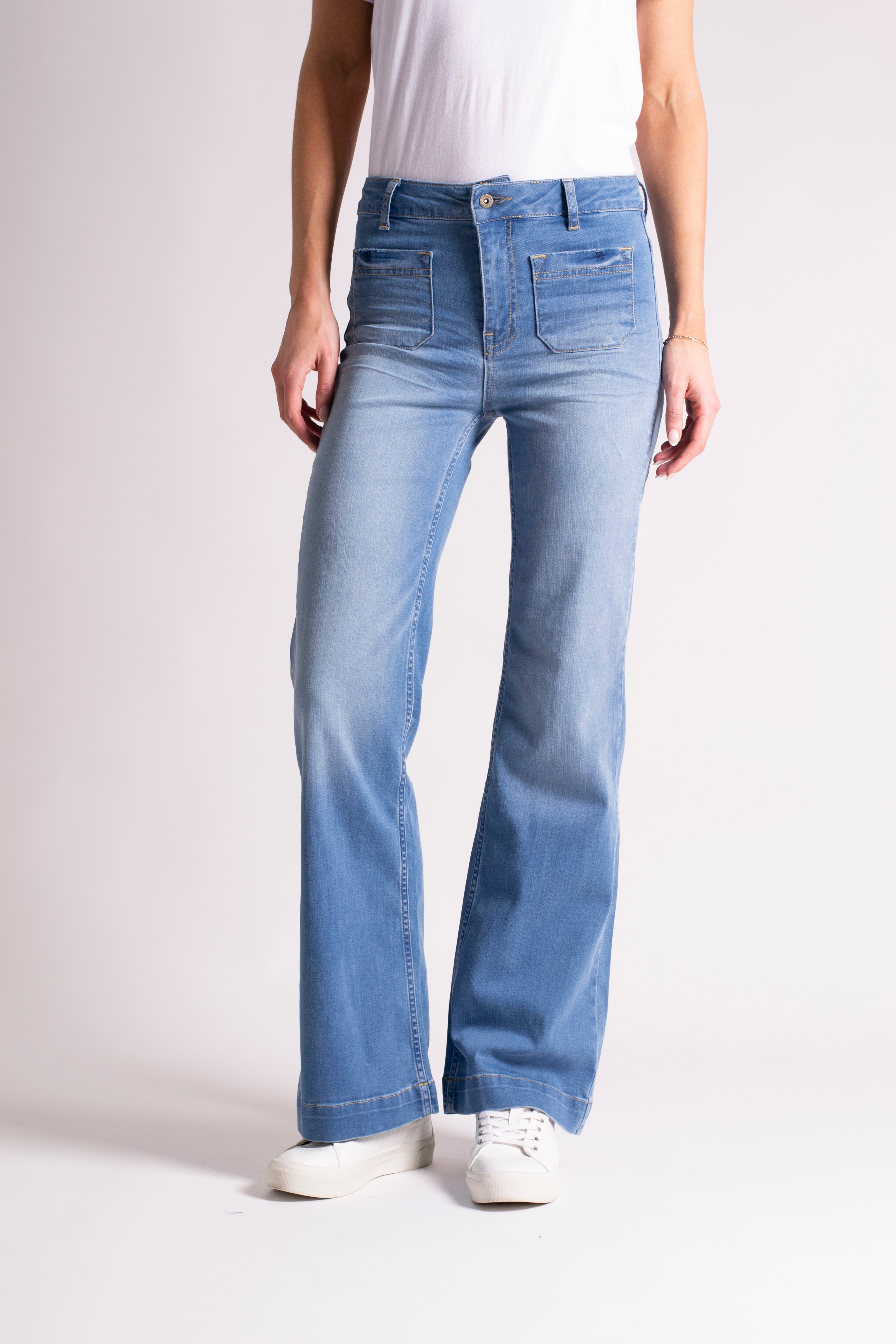 Gabriel Jeans in Light Blue