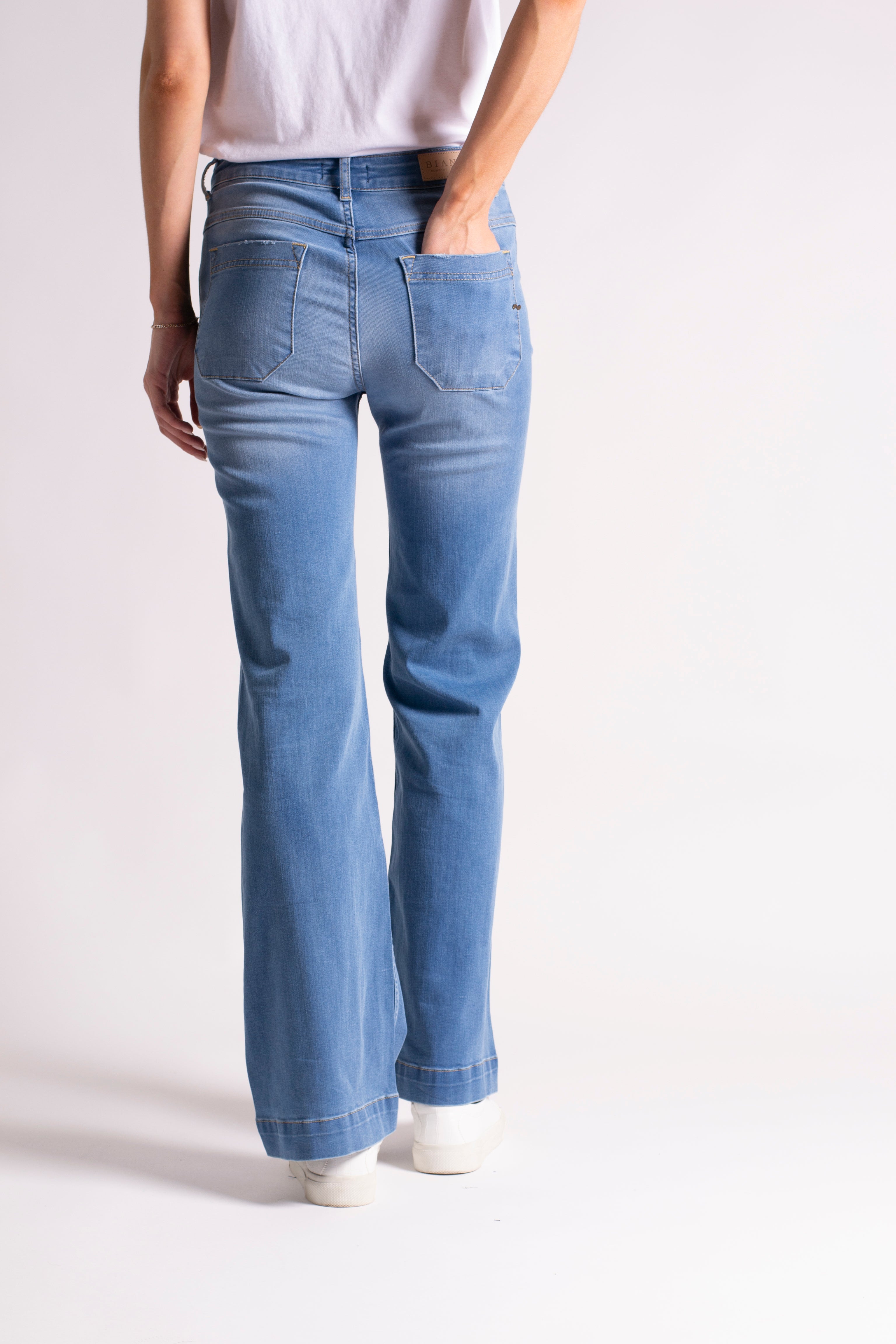 Gabriel Jeans in Light Blue