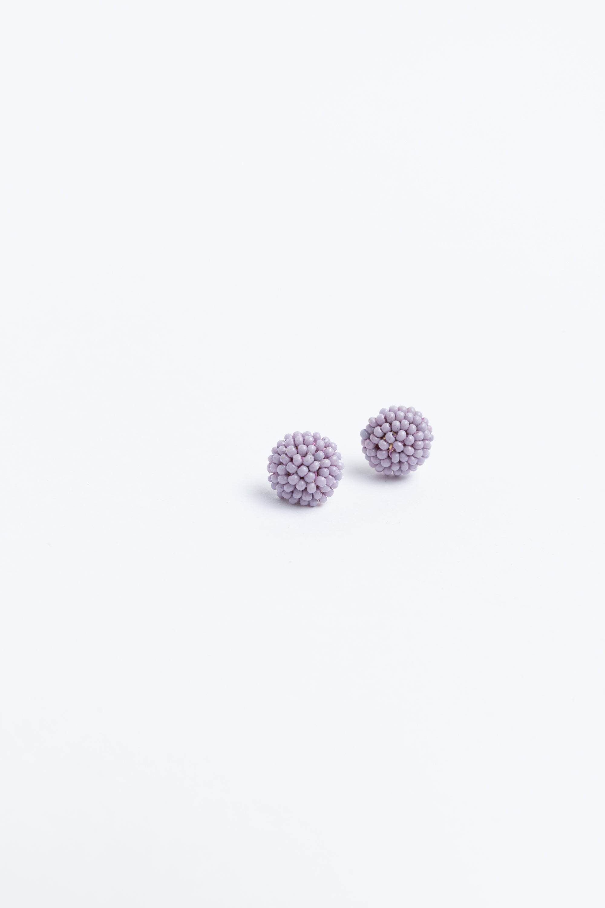 Echo Stud Earrings in Lilac