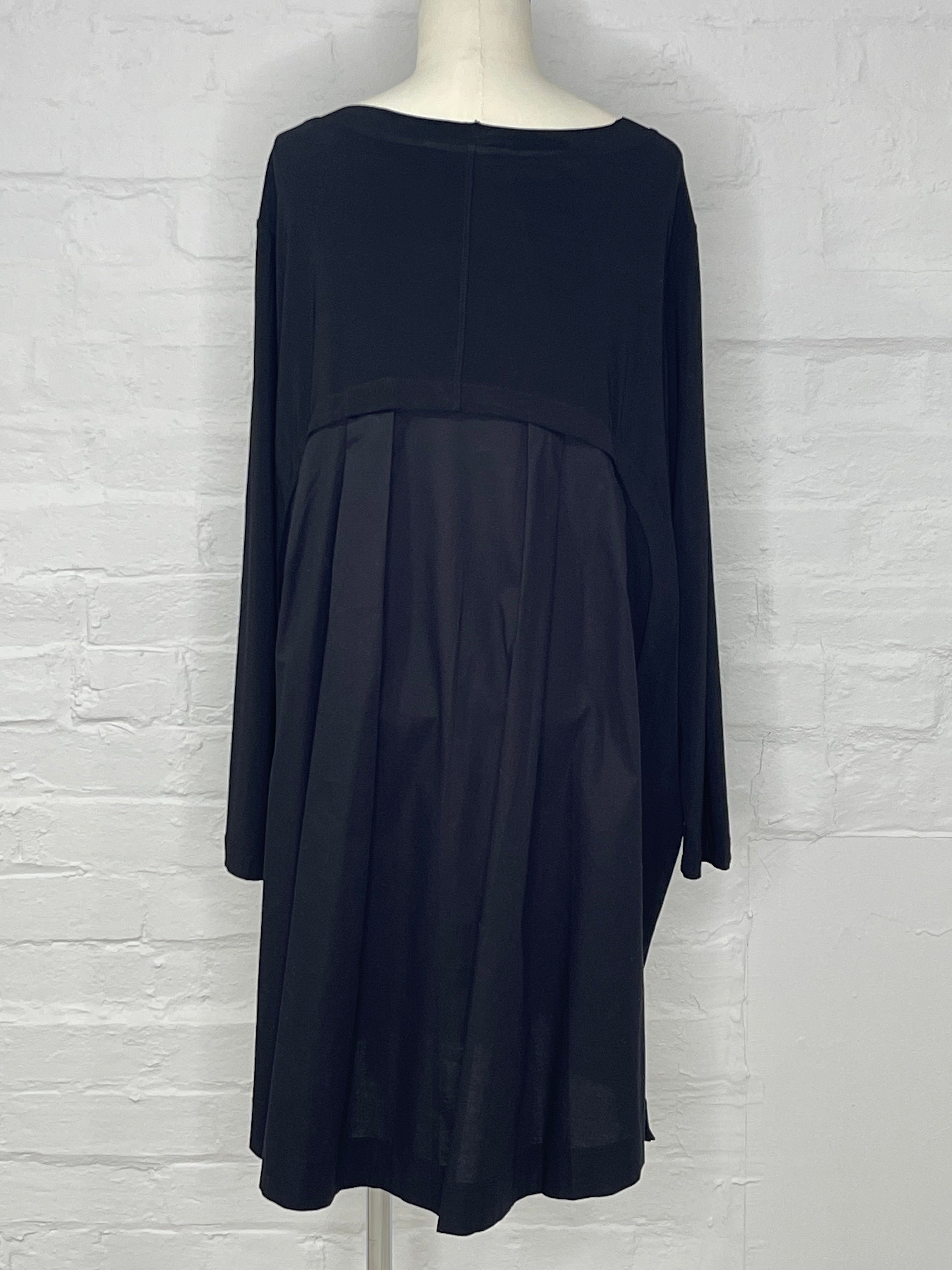 Kumiko Tunic Dress in Black