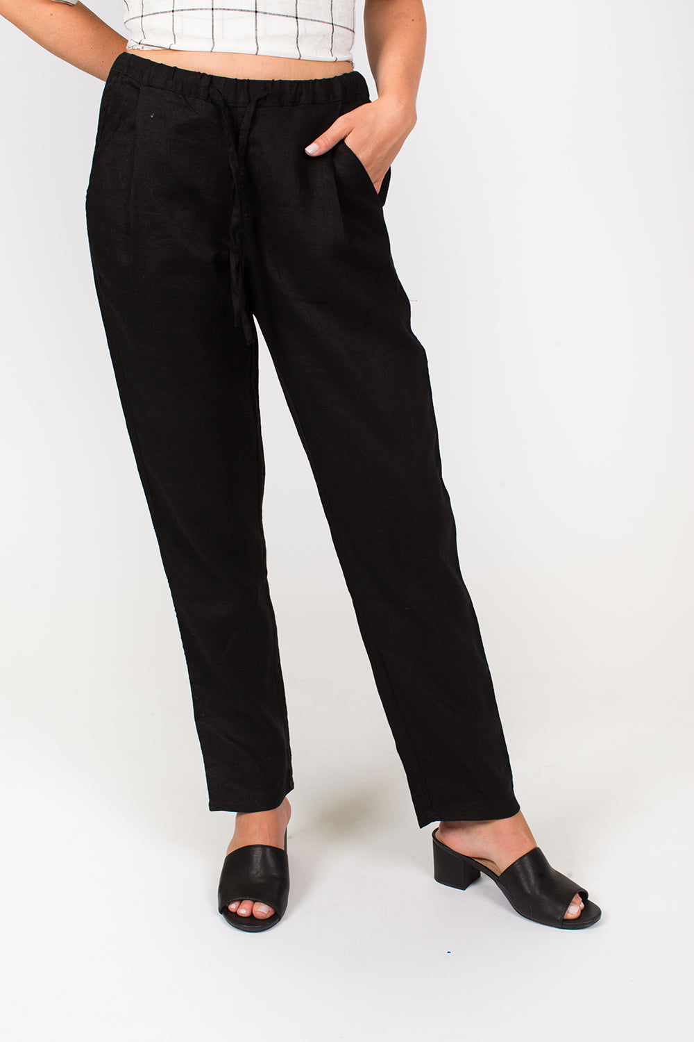 Drawstring Pant in Black