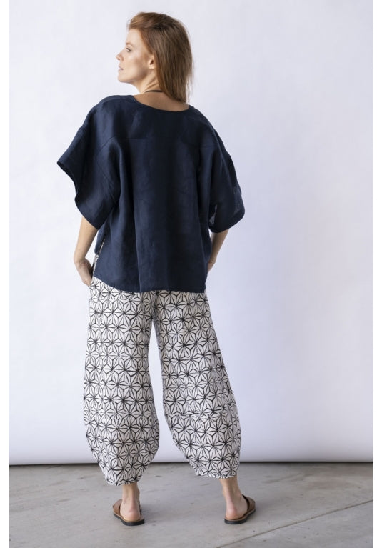 Fuzuki Top in Navy