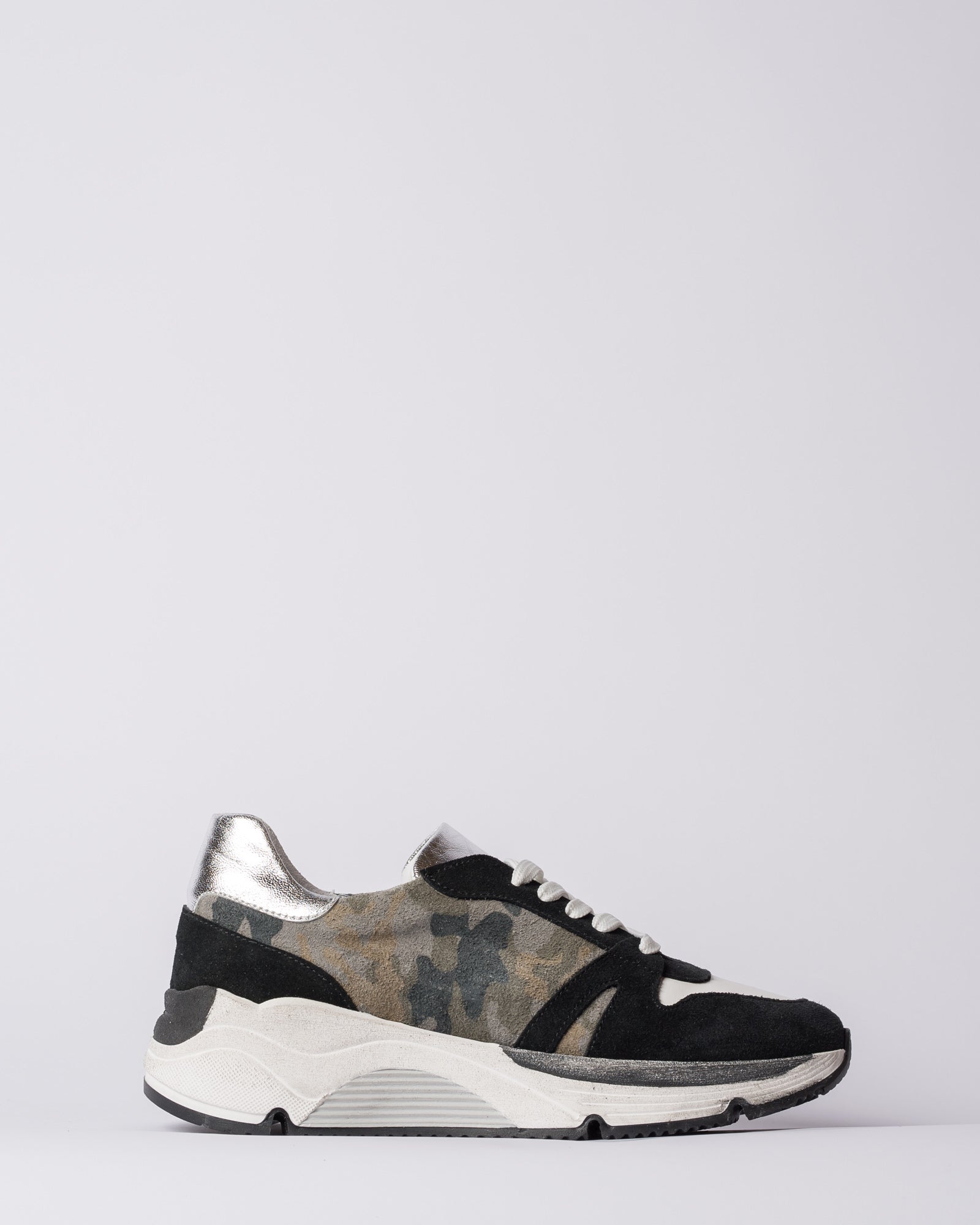 Master Sneaker in Camo