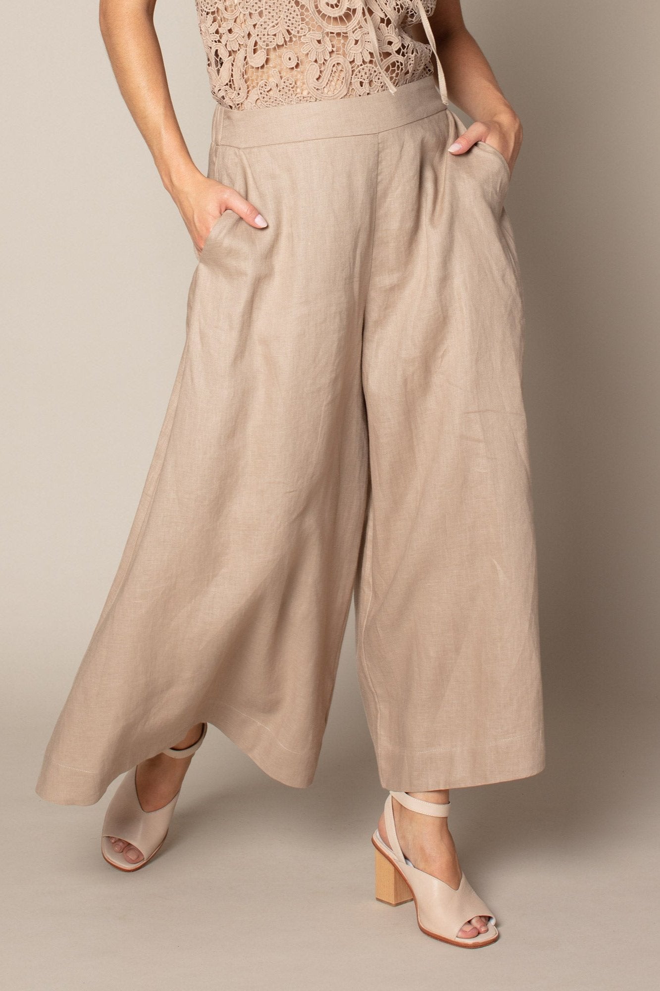 Court Pant in Caramello