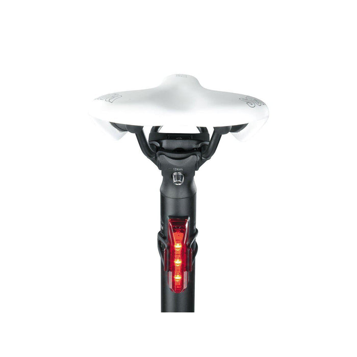 aero rear light